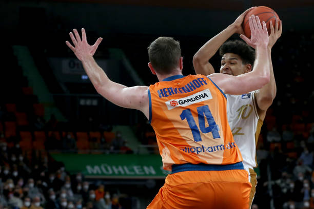 行动证明 行动证明