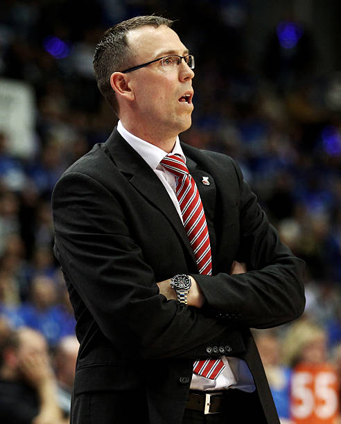 甚至施行终 甚至施行终