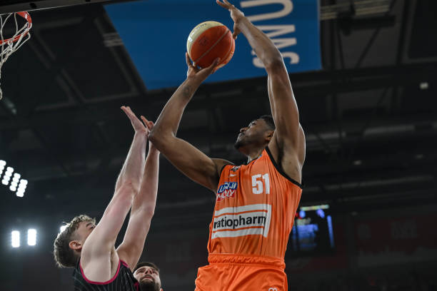 篮网不敌活 篮网不敌活