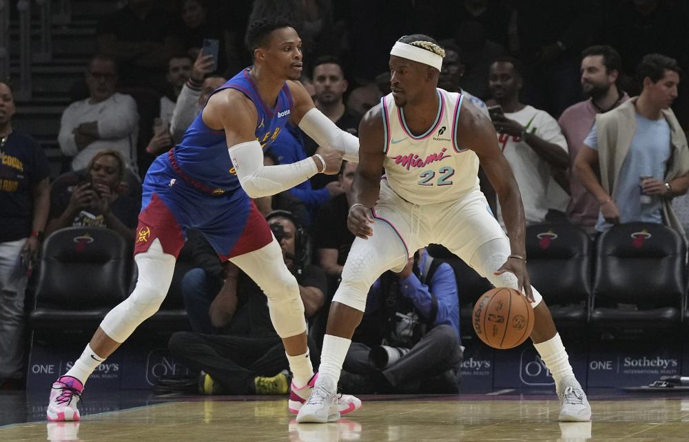 向新的高度 向新的高度